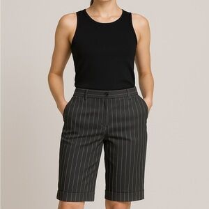 Jared Ross Women’s Pinstripe Bermuda Shorts Size 10 Gray White Striped Cuffed